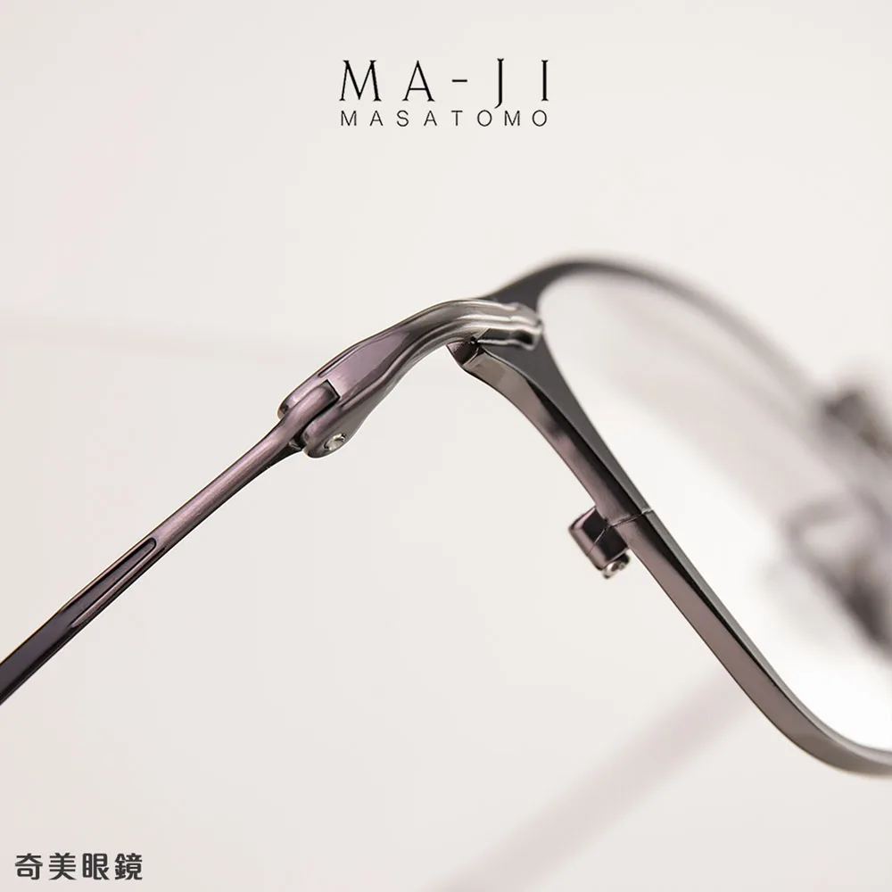 MA-JI MASATOMO 鏡框結構特寫:鼻橋與鉸鏈的金屬工藝